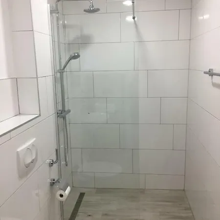 Soheds Lägenhet Budva